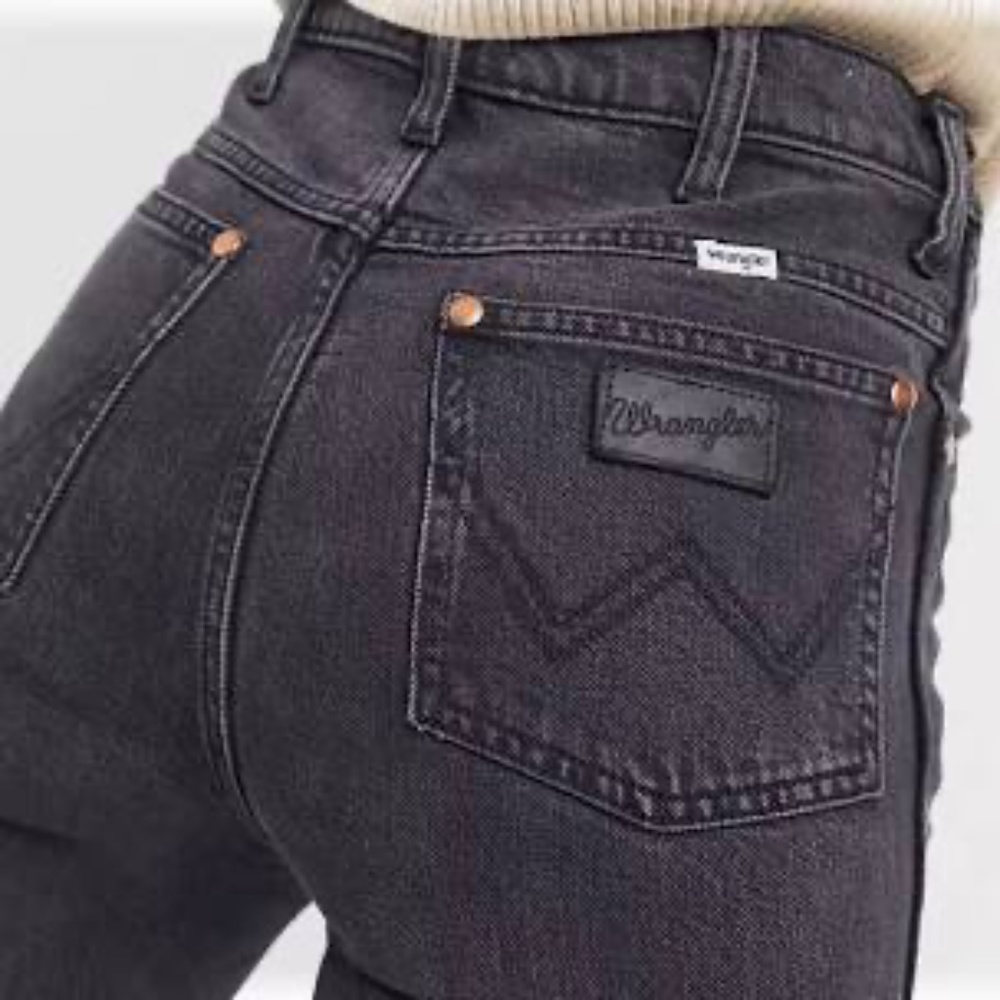 Wrangler Wild West 603 Jeans -  high rise straight - black - BRAND NEW tags on